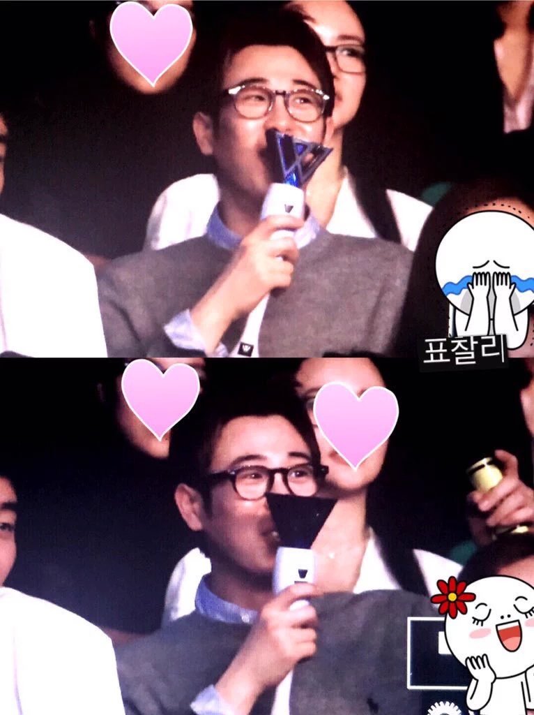 BBROYALTEAS's tweet photo. PYO FANBOYING 💕💕 https://t.co/GVll2H6s6U