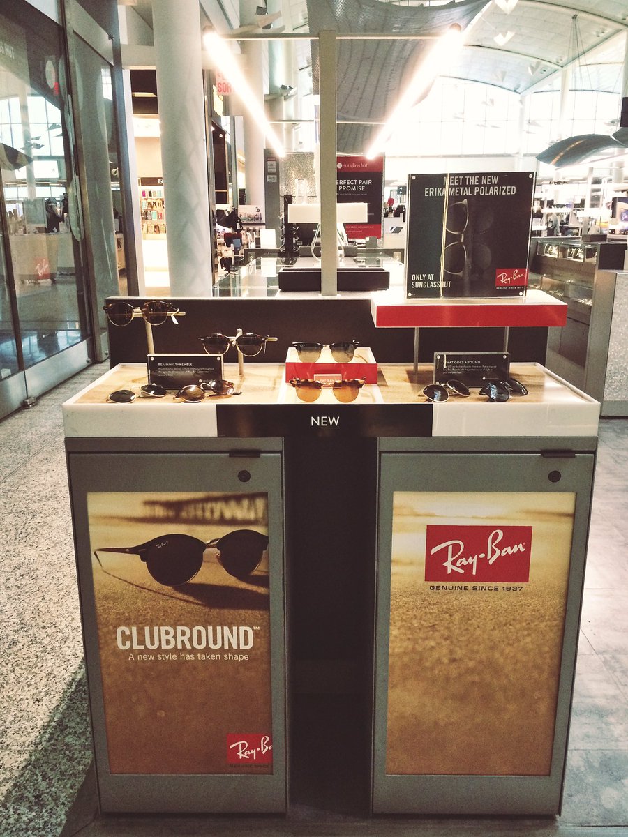 SGH2977's tweet photo. Summer-like store front for our newest @ray_ban shades! 🕶☀️

#CLUBROUND 
#summershades #trendy https://t.co/UqdLRwoRDr
