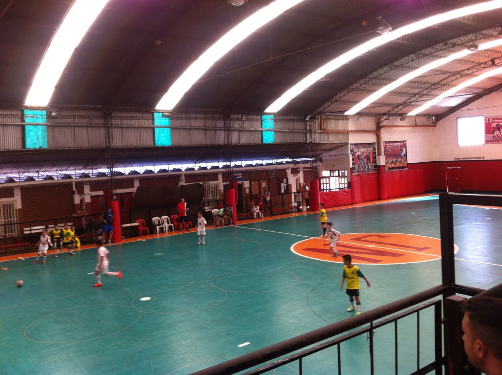 ClubPacifico's tweet photo. Ya estamos en Newbery para las promocionales! #PacificoFutsal https://t.co/t9uFYnVwwo