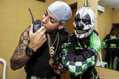 FamosinhoP's tweet photo. E PRAS MENINA QUE GOSTO! É SÓ CHAMAR NO NEXTEL https://t.co/AE8tA0y1Kt