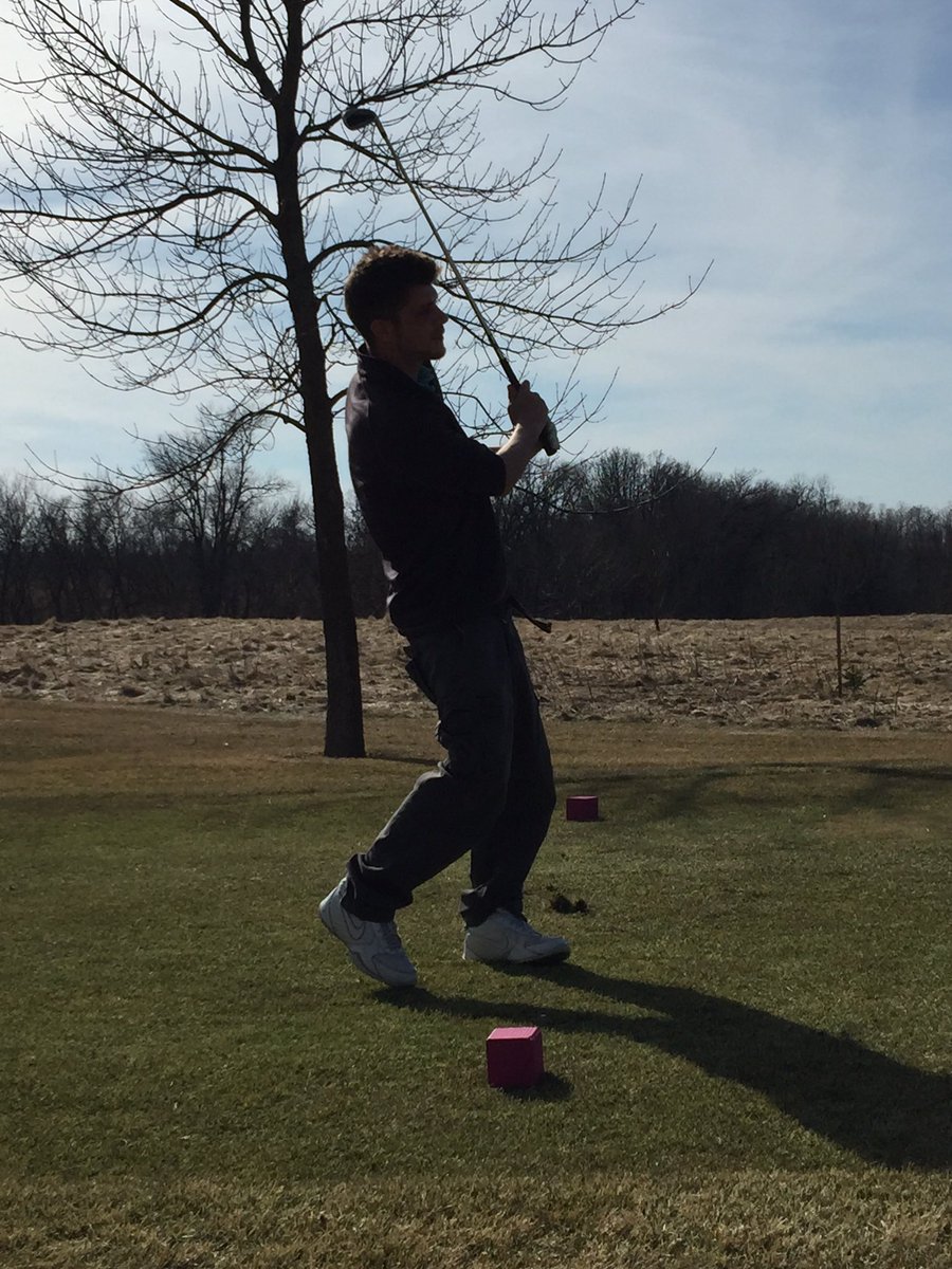 AndreaConzet's tweet photo. #golfseason is here in #Minnesota .. So much fun had with this guy!! @CheetchHarvin https://t.co/PUikTR8uyp