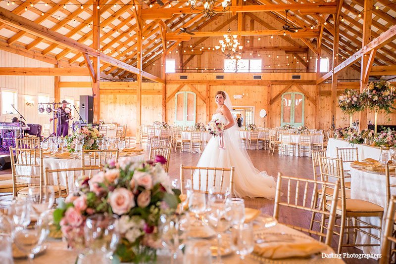 VisitLoudoun's tweet photo. FINALLY! The 2016 Weddings in Loudoun Tour is here! We'll see you around https://t.co/QeVrba5bPB https://t.co/RMzQMrg9dZ