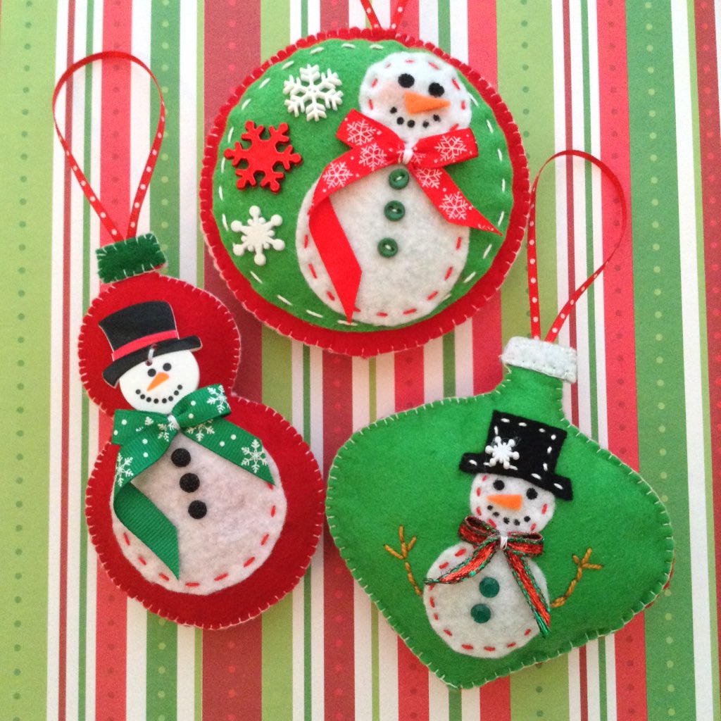 LucyRam01018225's tweet photo. Snowman Felt Ornaments - Great for those Snowman L❤️VERS.
https://t.co/ZV03sh1fQd
#etsyme #etsyshop #snowmanfans https://t.co/kYeyLhZDer