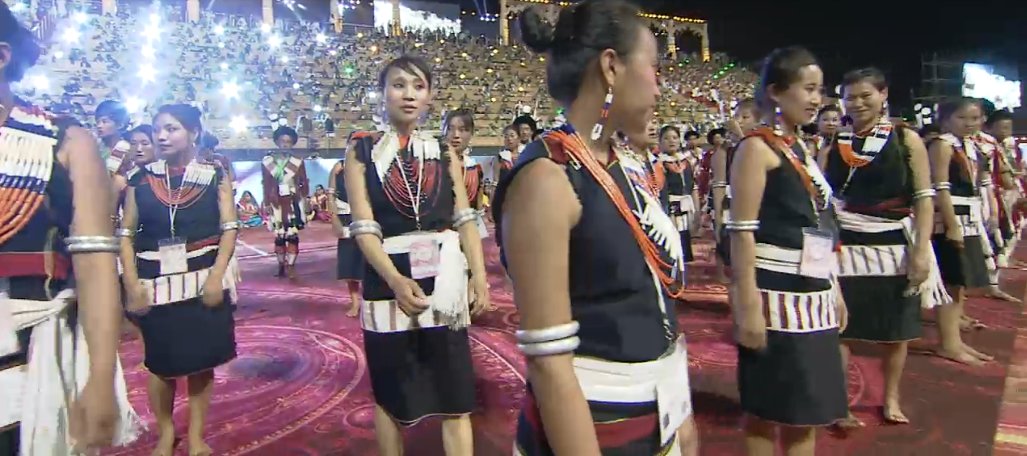 OfficeOfGurudev's tweet photo. #WCFDay3 Cosmic Rhythm including 38 dance forms and 4400 artistes at the #WorldCultureFestival https://t.co/akXzf1sGF7