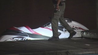 Authorities search for man last seen on personal watercraft bit.ly/22de8VQ?utm_me… https://t.co/SW8TZ3tr34