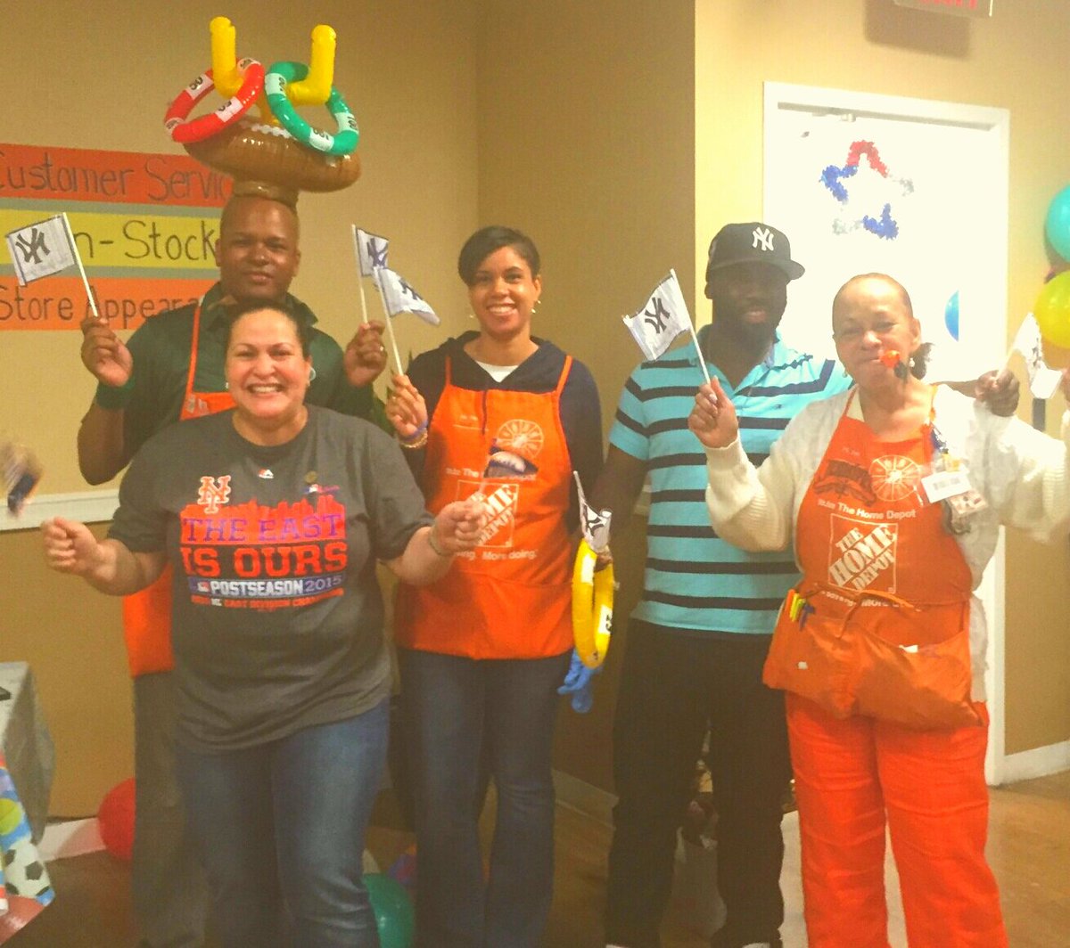6891ASDS's tweet photo. Sporty Sunday!!! HAPPY SUCCESS SHARING! @gene_barlow @johnminor11 @miriamperez03 @NicoleSmithHD https://t.co/Q2xW6hf2gq