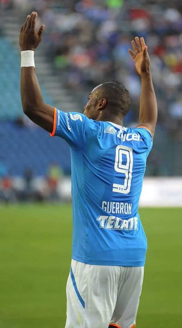 Isaakjsc's tweet photo. Venga@joffreguerron8 estamos con tigo sabemos que regresara a tu mejor nive porque eres todo un guerrero#lelatadAzul https://t.co/RJPf9rnaoI