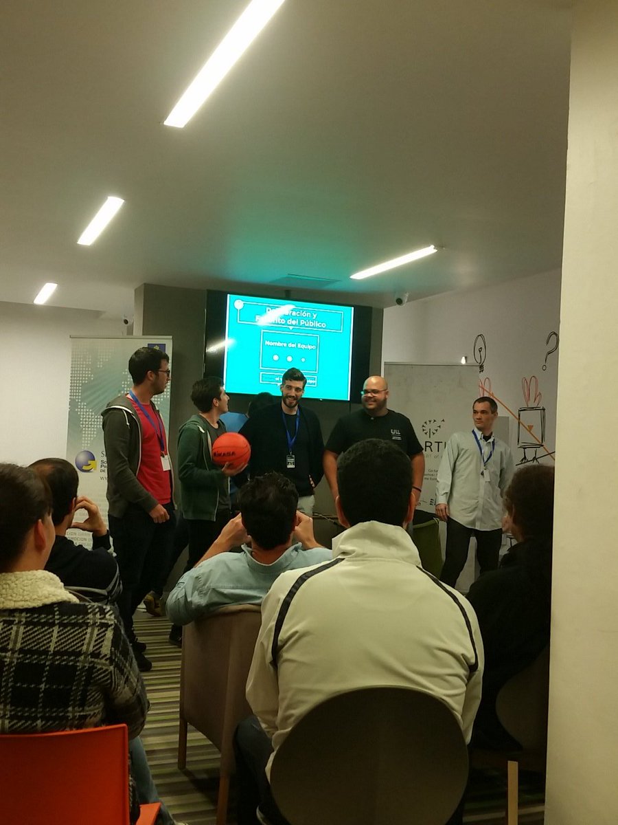 atarecos's tweet photo. BasketUp, ganadores de #SWGC2016!!! Enhorabuena!!! https://t.co/DYL30obDO1