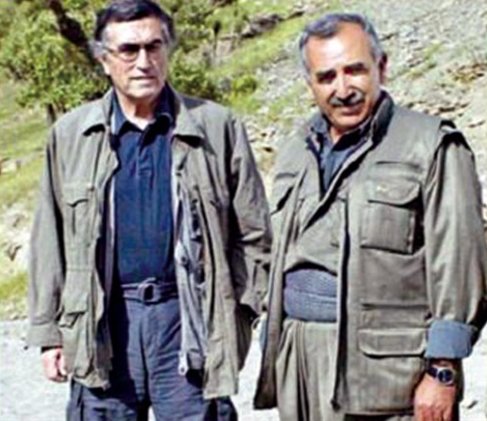 ubeyithatipzade's tweet photo. Canlı bombanın cenazesine gidenler, Kandilin sözcülüğünü yapan adamlar bugün duyar kasıyor.  #KahrolsunTerör https://t.co/TJ7TEsdOaB