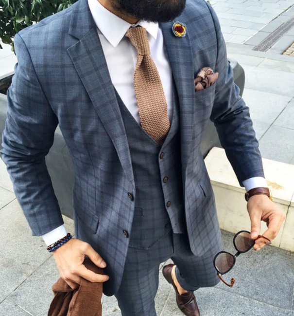 TheVenRoyal's tweet photo. If you can’t be better than your competition, just dress better. #VenRoyal https://t.co/NVEjwXPrDz