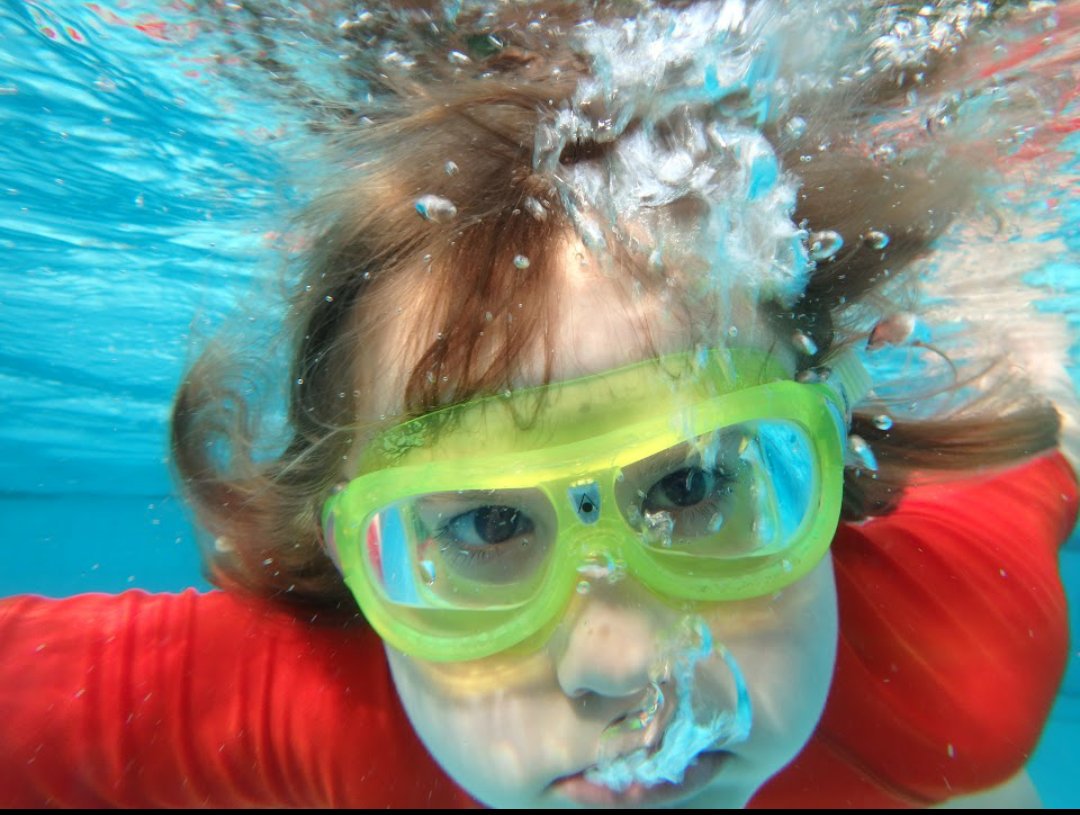 wildrevive's tweet photo. #Wildrevive on holiday....@CP_UK_Longleat such amazing fun #olympusstylus is #indestructible 👍😀thank you @OlympusUK https://t.co/EIFj1D3GG0