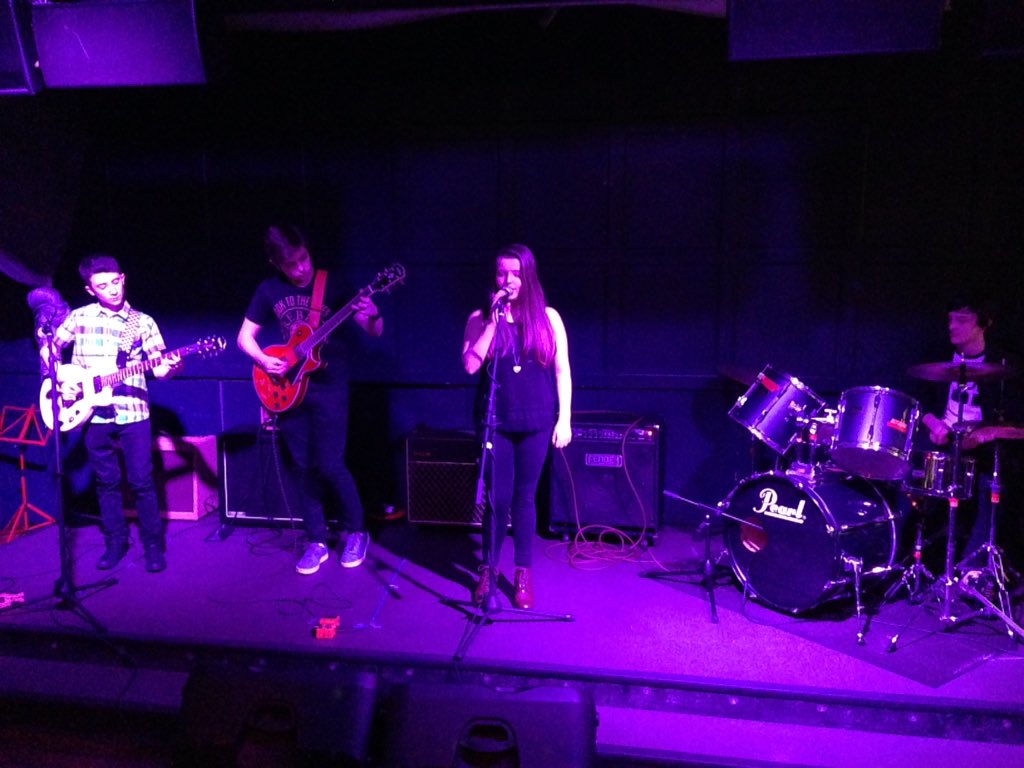 Feedback take to the stage!!!!