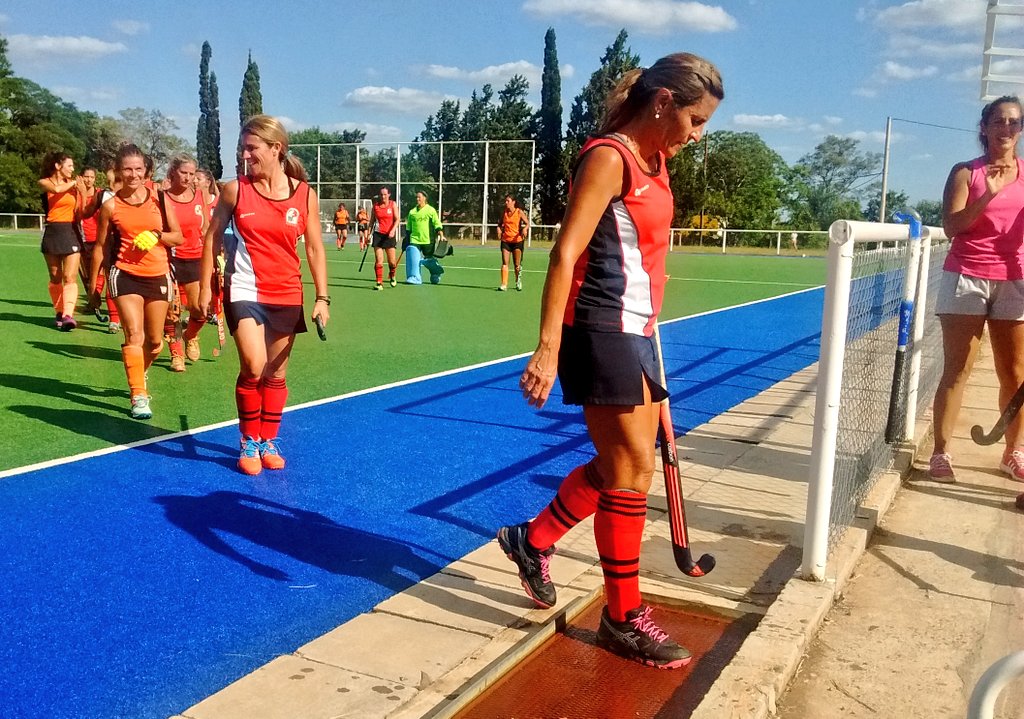 AHRUok's tweet photo. #EncuentroDeMamis 2016 Semifibal 1 Hípico Rojo a la final, derrotó 1 a 0 a Hípico Naranja. https://t.co/I9zkc9xW5M