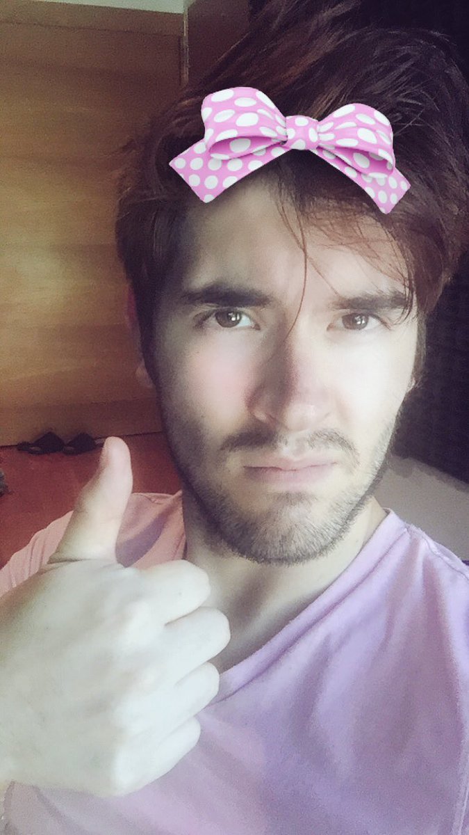 GermanGarmendia's tweet photo. Creo que encontré mi nueva foto de perfil 💁🎀 https://t.co/Gyv8uIOVa6