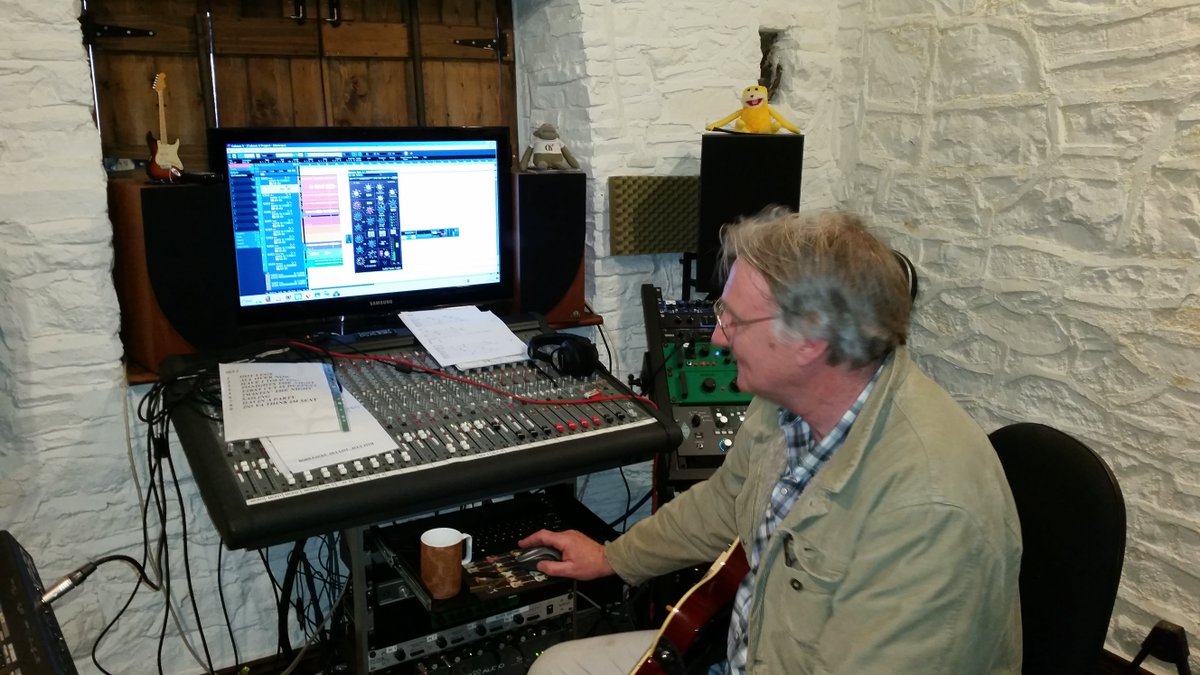 Rods Faces tweet media