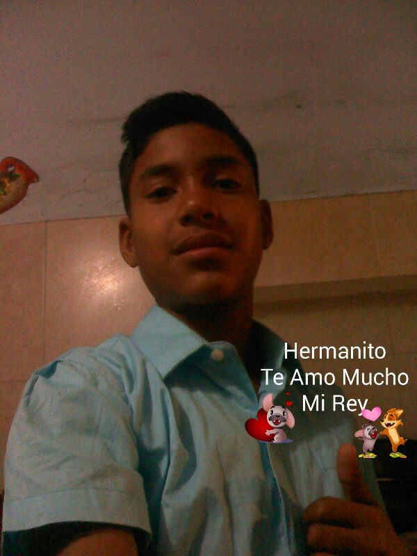 danielaliseth2's tweet photo. Hermanito te amoo😉 https://t.co/kP3l5Kmi3z