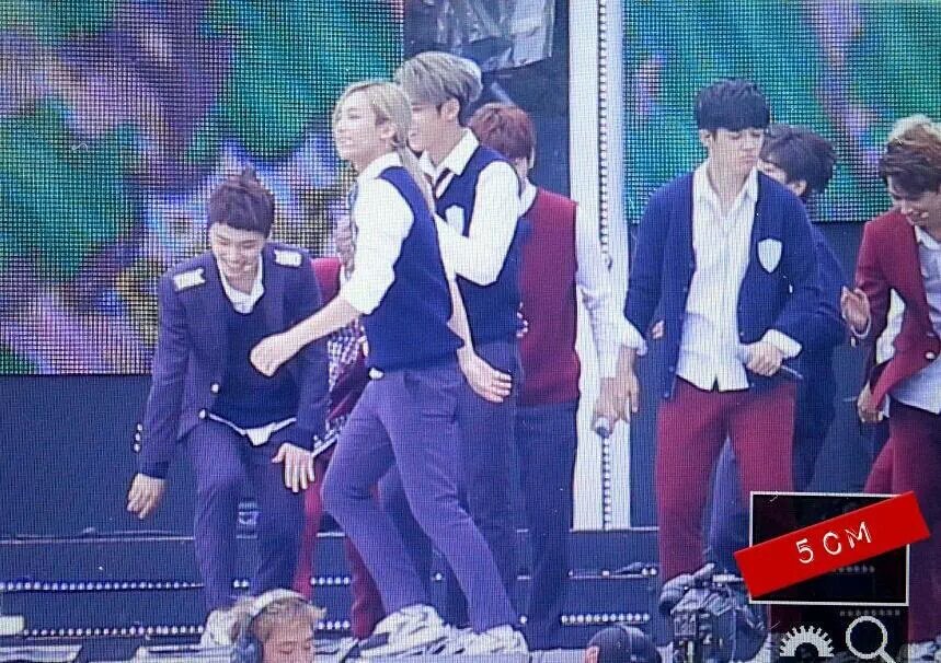 Jangan ngambek gitu.. makin cute tau 😆😜 <a href="/Coups17_/">Coups</a>