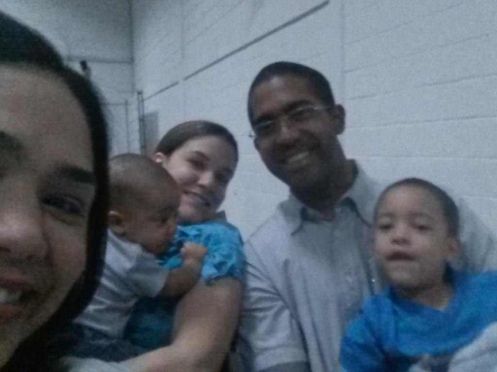 adarmerebeca's tweet photo. #Estiempo de que mas familias sirvan y busque de Dios nosotros lo hacemos. Y tu? @CCGenesaret https://t.co/y2JGG0bmid
