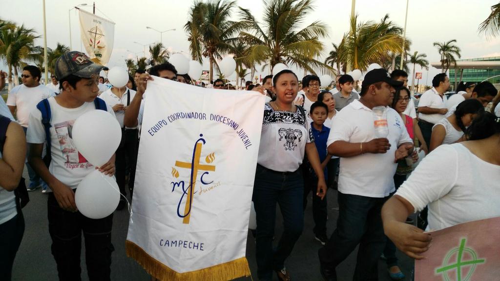 MFCJCam's tweet photo. AYER EN #MARCHAPORLAVIDA https://t.co/f7Qlb25dEN