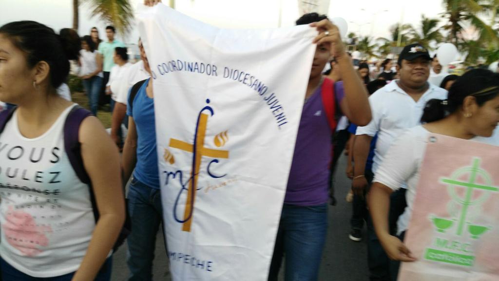 MFCJCam's tweet photo. AYER EN #MARCHAPORLAVIDA https://t.co/f7Qlb25dEN