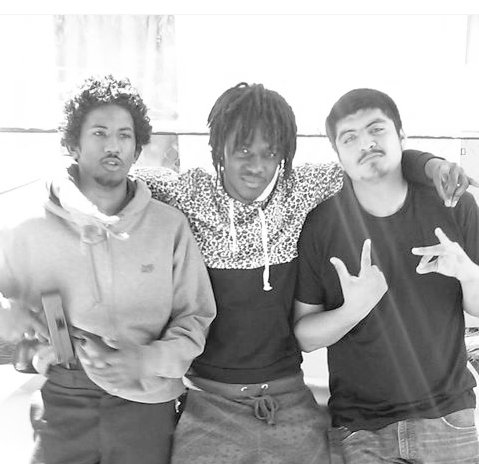 LARSV__'s tweet image. Never catch me slipping bitch I stay with one