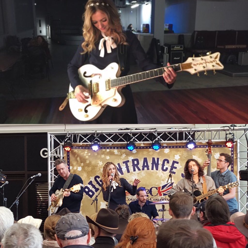 _SarahDarling's tweet photo. A great day 2 at @C2Cfestival in London! Thank you to all my new #uk fans! The response warmed my heart #darlinguk https://t.co/fKLNdbl5nY