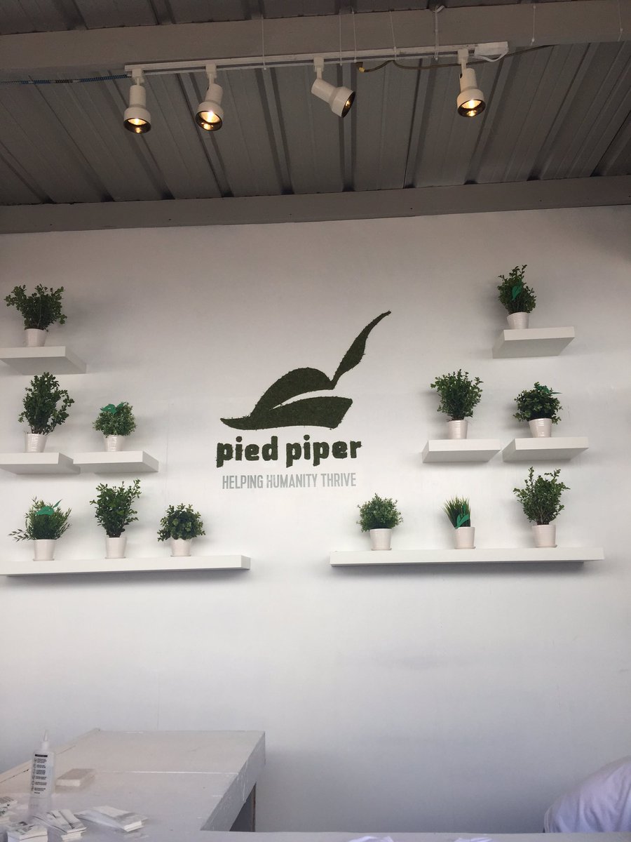 RicciAtx's tweet photo. #SiliconValleyHBO https://t.co/H3UhmE9TtJ