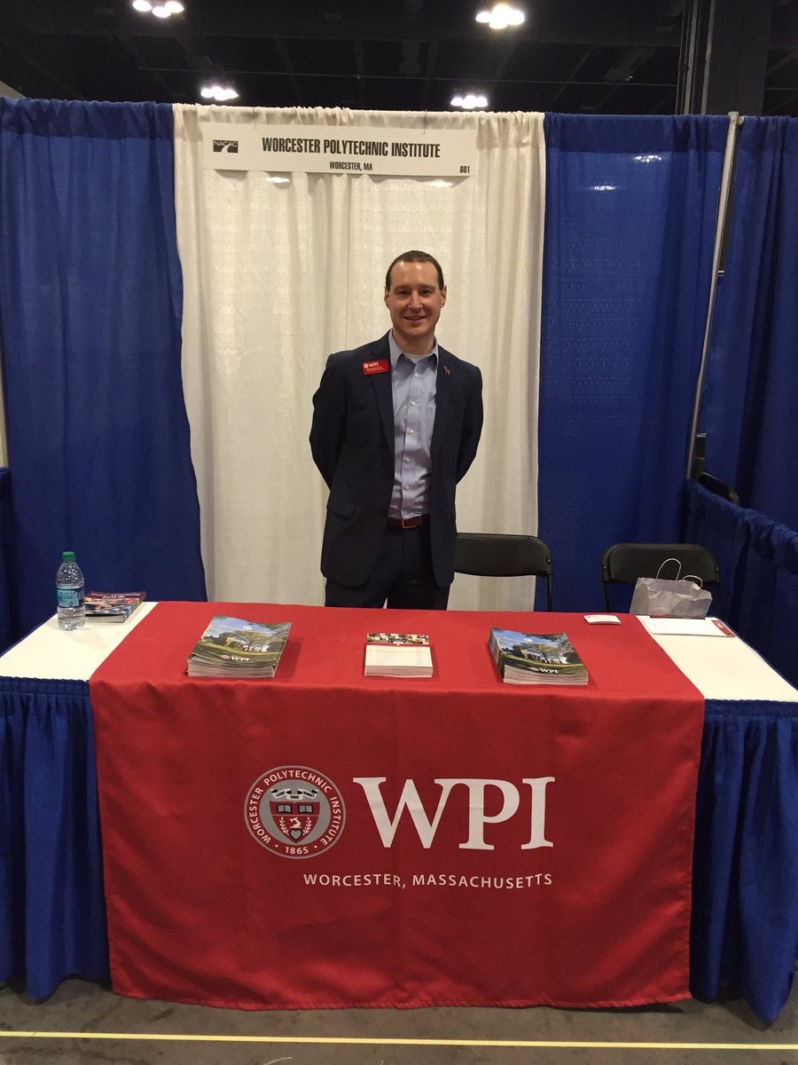 AtlantaNCF's tweet photo. @WPIAdmissions ready for the students to come in. It's about to start. #nacacfairs https://t.co/QAAonqvSMw