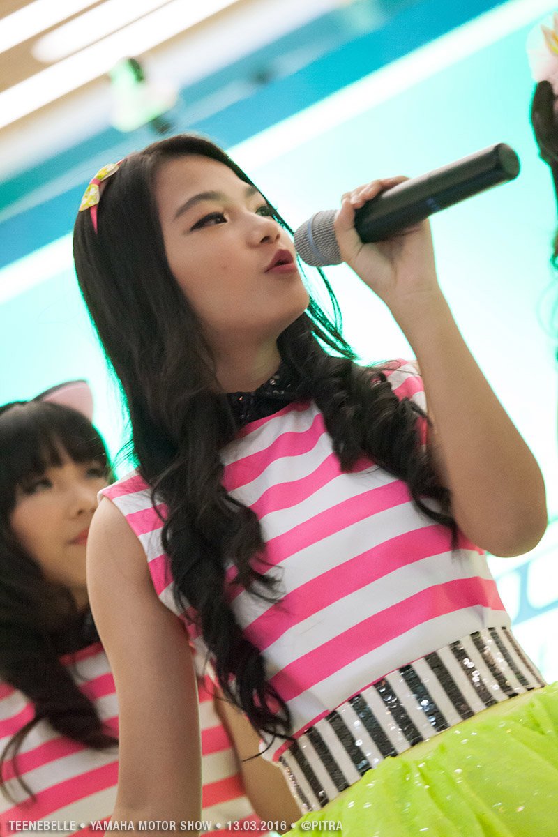 anakcerdas's tweet photo. .@Teens_Kikies | Yamaha Motor Show 13.03.2016 https://t.co/2AZgO7WWwz
