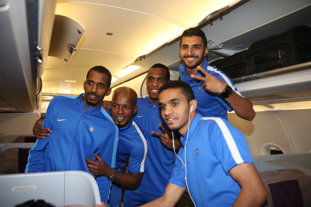 Alhilal_FC's tweet photo. صور من الطائرة المقلّة لبعثة فريق #الهلال الأول لكرة القدم قبيل مغادرتها إلى "أبوظبي". https://t.co/wKzu9V1oZe