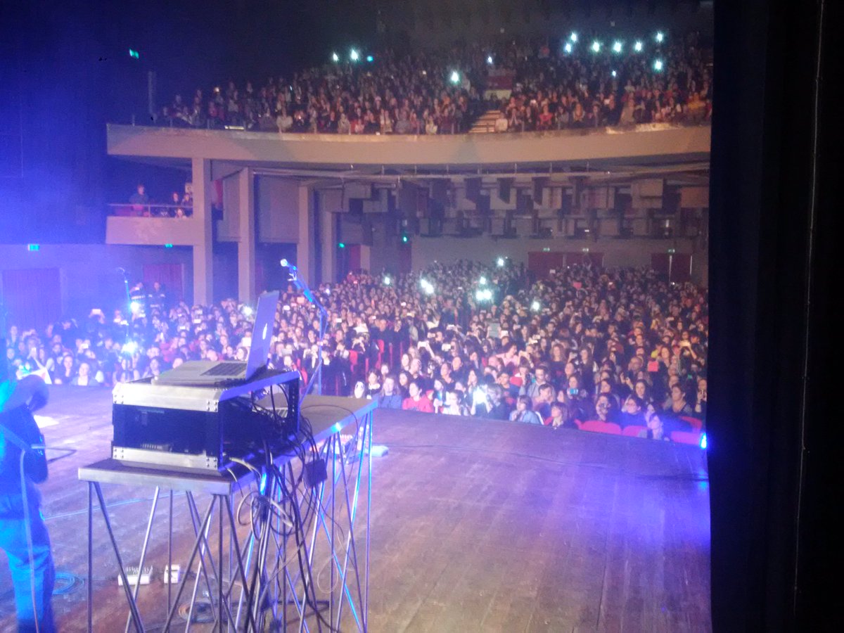 HeffronDrive's tweet photo. A shot from my POV from the Turin concert https://t.co/TRWXAPagZb