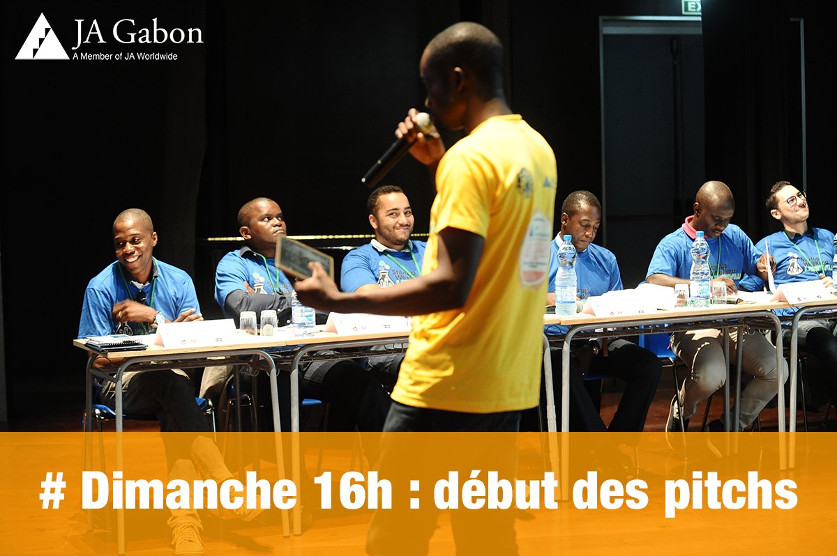 LbvStartup's tweet photo. Le coeur du Startup Weekend Libreville bat fort ! #Gabon @PresidentABO @urbanfmgabon @tromatixhiphop https://t.co/b47kVpbEVc