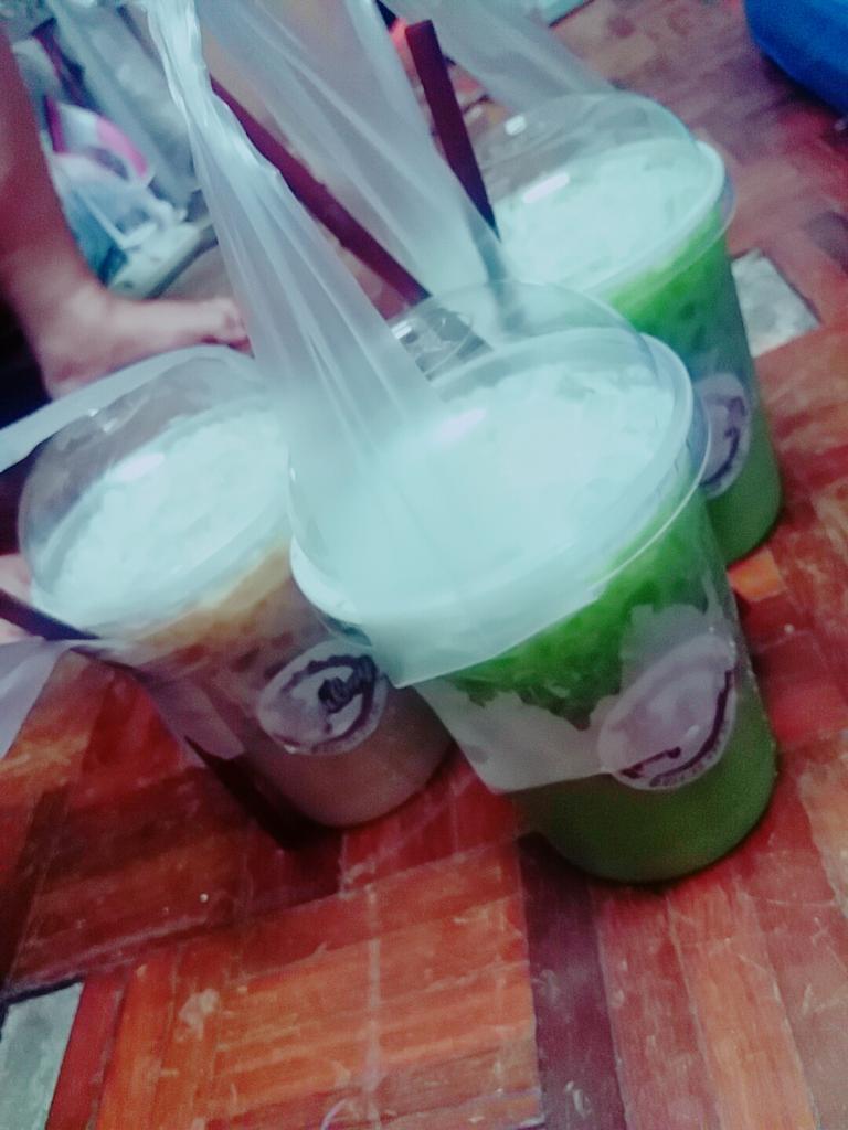 BellaAzain's tweet photo. Finally..😌😌 #KopiBoy #CravingForSweets https://t.co/euc9GhFmjQ
