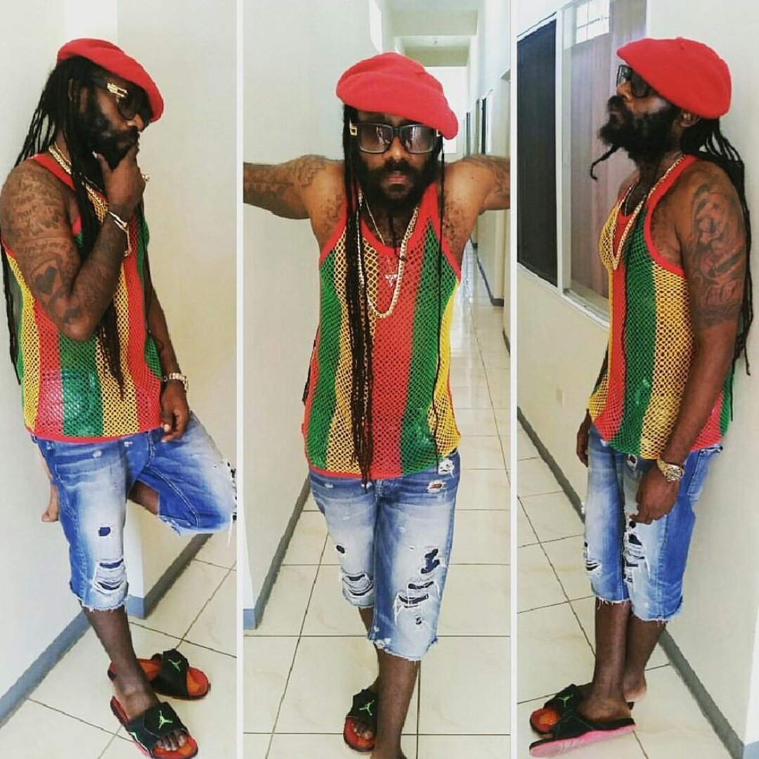 ReggaeCountdown's tweet photo. Where tall locs and mesh marina A guh?!?! They een ready fa da I yet @tarrusrileyja #classic #jamaicanstyle #tarrus https://t.co/mDAUnm5SnR