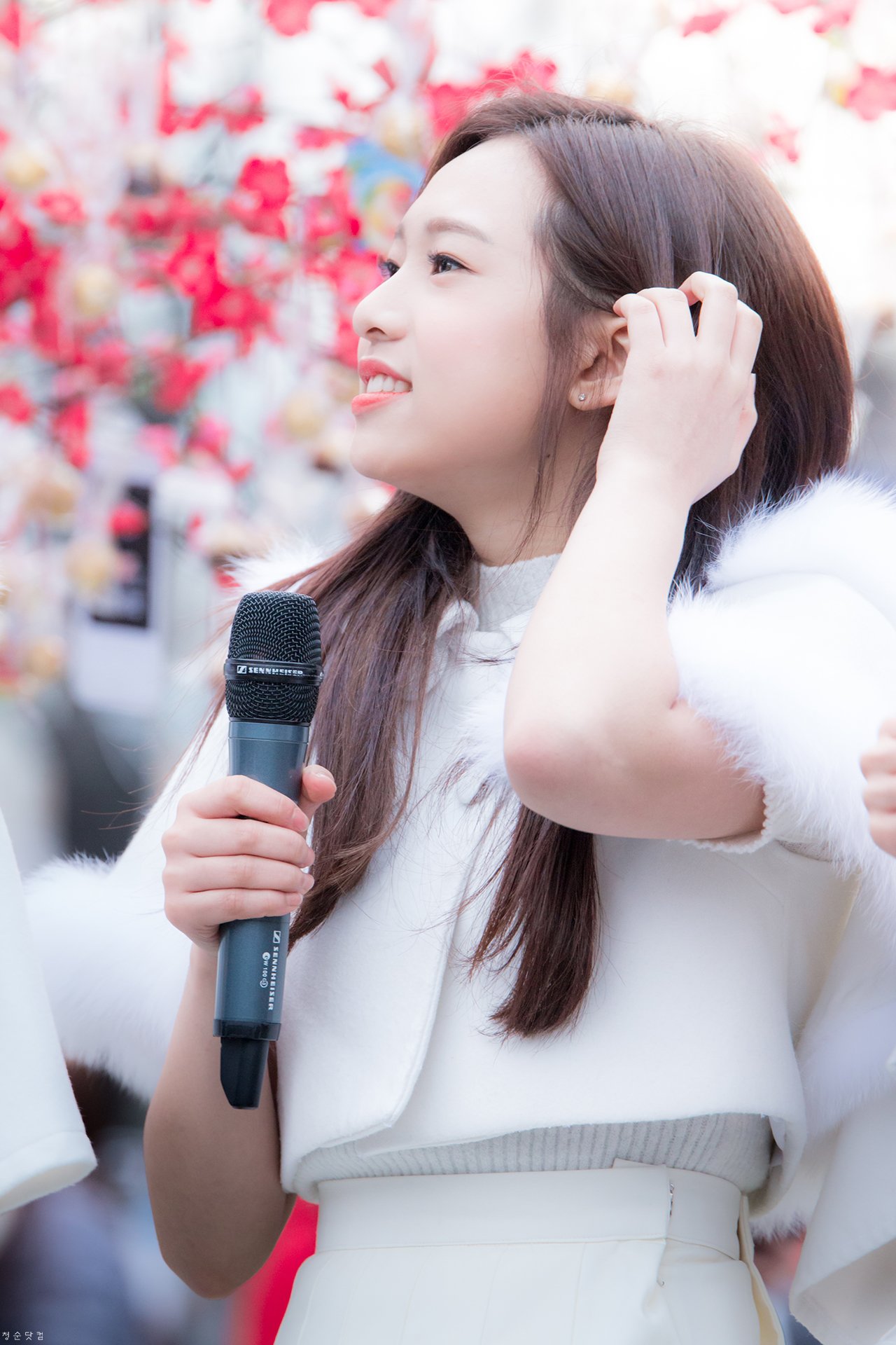 CdcdOK6VIAEeXs9.jpg:orig