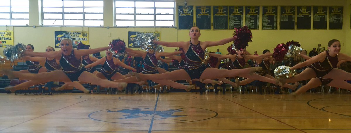 LIkickline's tweet photo. Deer Park getting some crazy air time with jumps in the Pom category #LIKAchamps https://t.co/ou6z1bza3c