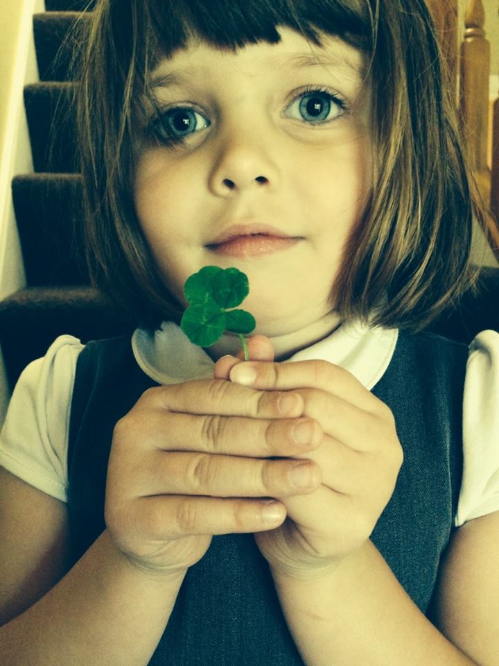 1drcole's tweet photo. #DyeTheRiver four-leaf clover https://t.co/cgp3QYZDw5