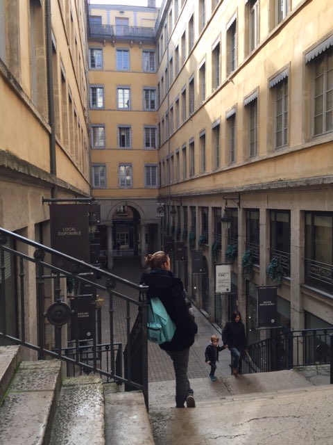 KAAU_Project's tweet photo. In progress course in the city @ENSAMontpellier student #Sencity @EUErasmusPlus #slowurbanism #kaau_project https://t.co/fRT9W3XV99