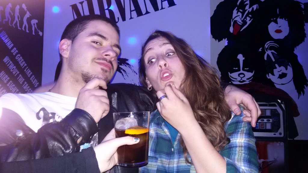 RTN_Lithium's tweet photo. Cuando estas en tus cosas y ves alcohol de repente: https://t.co/WY99leu3rN