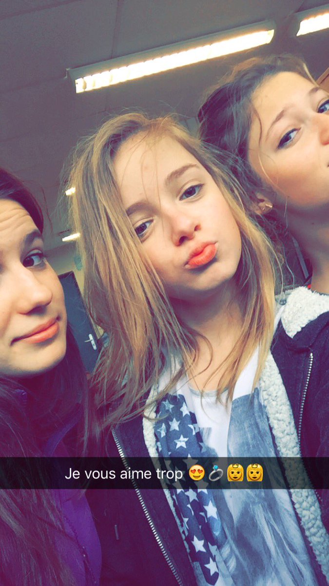 mathilde_dura's tweet photo. Mes namours 😍💍👸👌🏻 https://t.co/rWqtBmUKrc
