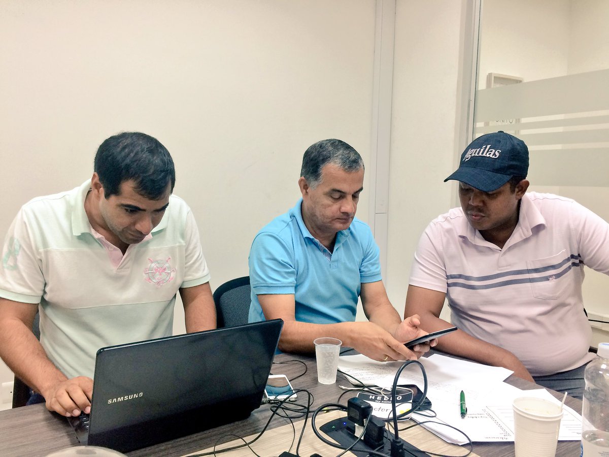 AppscoMacondo's tweet photo. Trabajo en equipo con @RIESDESTCorp y @Mejorcosechapp para sacar un MVP en #Bootcamp @Ministerio_TIC @AppsCo https://t.co/HVSKJgHwHQ