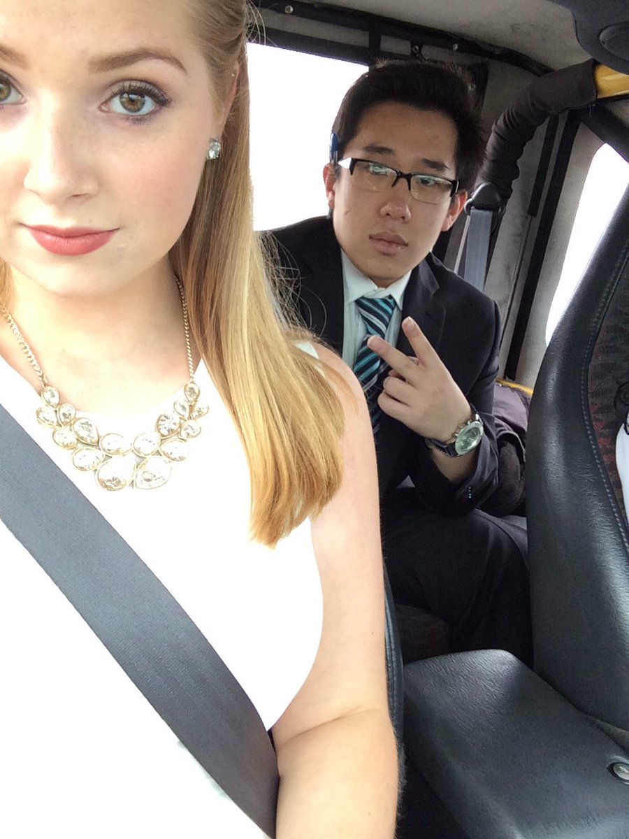 AUYoungDems's tweet photo. Madam Political Director and Mr. Vice President on our way to the Legacy Dinner @ Columbus to see Hillary and Bernie https://t.co/pbShXFjc0B