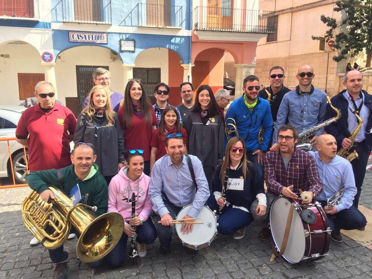 JLF XĂ tiva (@jlfxativa) on Twitter photo Les Falleres Majors de XĂ tiva han gaudit del dinar amb la comissiĂł <a href="/acfallamercat/">Falla Mercat Xativa</a>, que celebra el seu 50 aniversari. Les Falleres Majors de XĂ tiva han gaudit del dinar amb la comissiĂł <a href="/acfallamercat/">Falla Mercat Xativa</a>, que celebra el seu 50 aniversari.