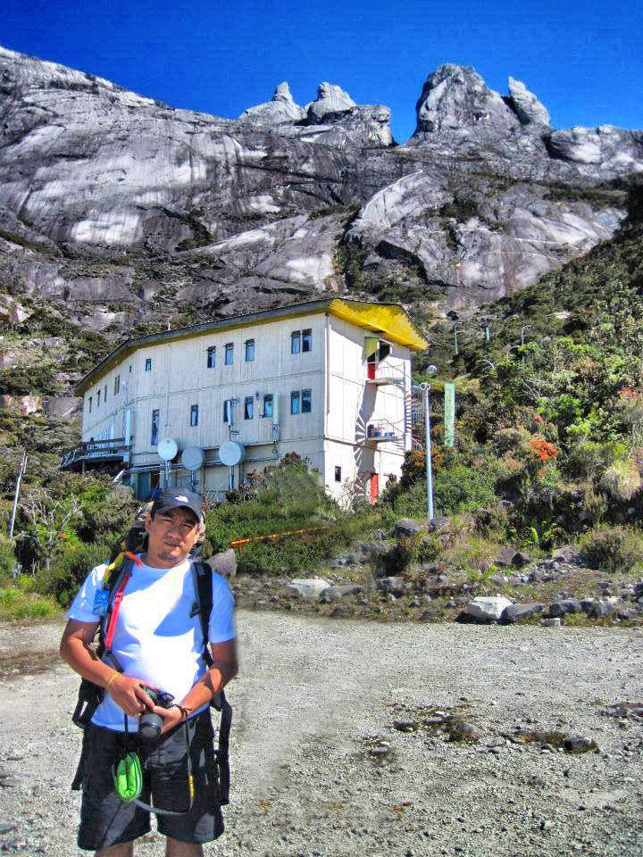 dinocas8's tweet photo. Bucket list accomplished! Mt. Kinabalu Traverse from Mesilau to timpohon gate #bucketlist https://t.co/tYkBqDctdk