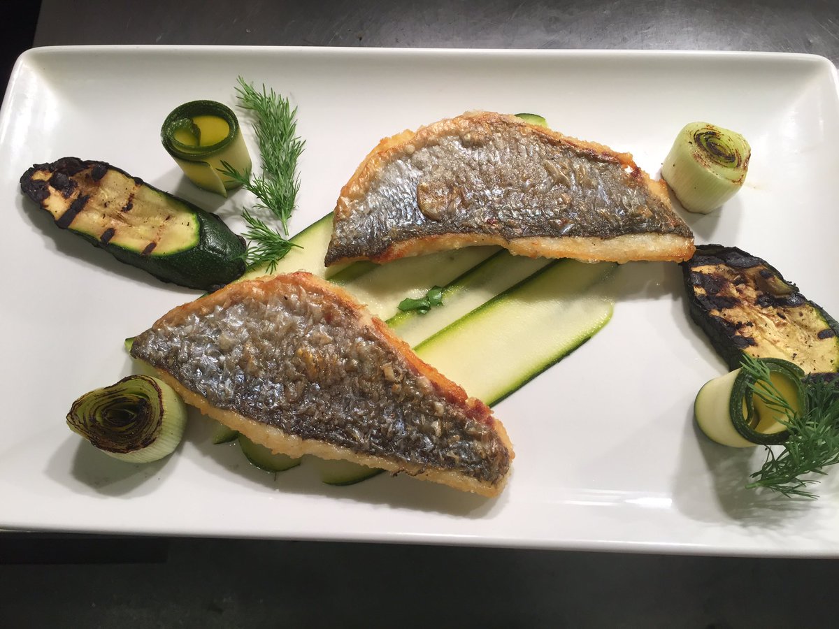 paddy29539838's tweet photo. Special @DuendeDrogheda sea bream leek and courgette @CorriganSays @LeSousChef @JustcallmeLette @gautamnitin https://t.co/Rp2uNPZzZ3