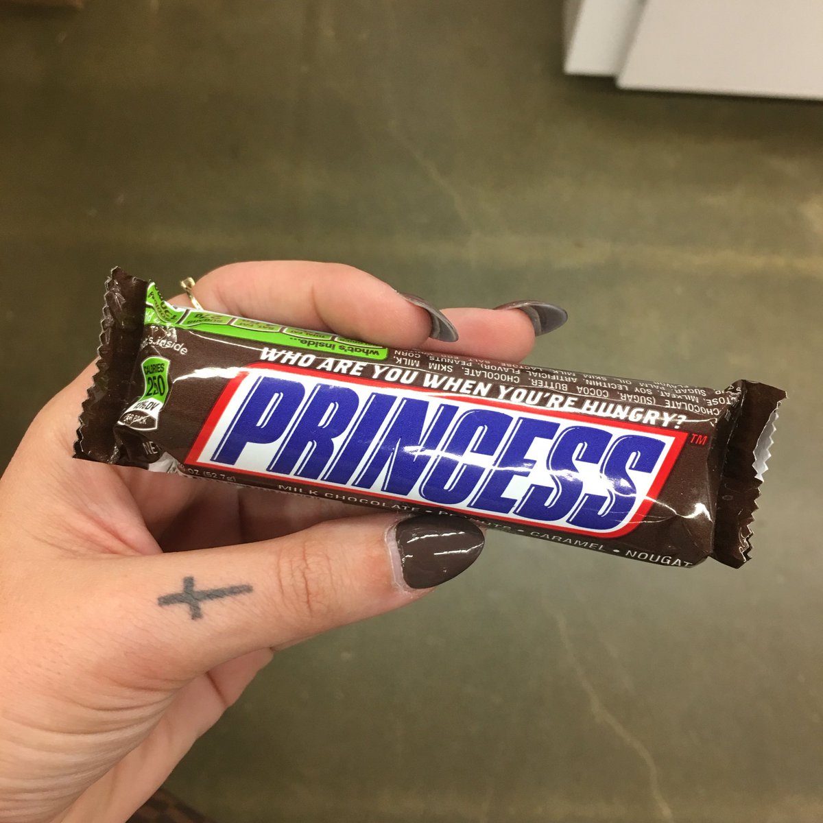 krystenhohl's tweet photo. Duh 💁 @SNICKERS #princess #youknowmesowell #iftheshoefits #snack https://t.co/khvHeHXXHQ
