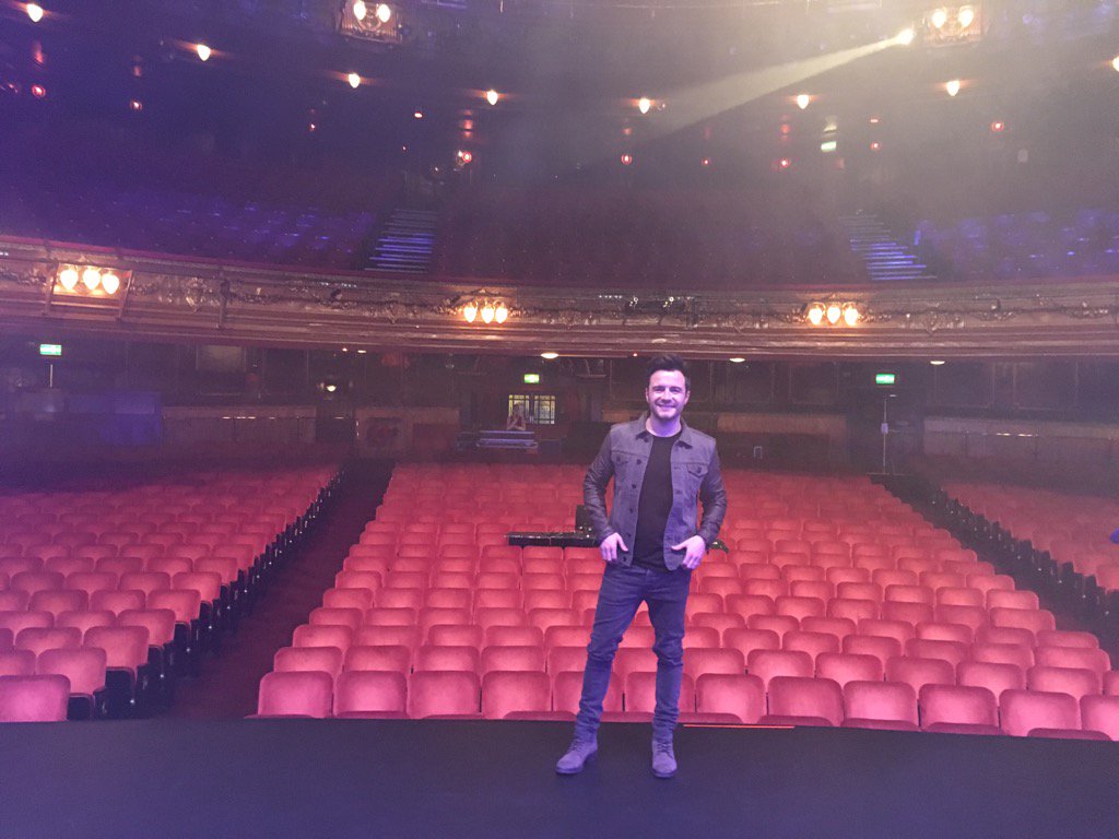 ShaneFilan's tweet photo. Sunday night at the Palladium! https://t.co/d3zKFzNYRo