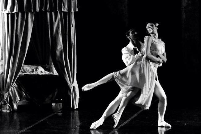 carmelapirozzi6's tweet photo. Manon
#centrodanzasheherazade #spettacolo #balletto #danceurs #pointe #love #like #follower #likeforfolow #followme https://t.co/DVIAJ81VPX