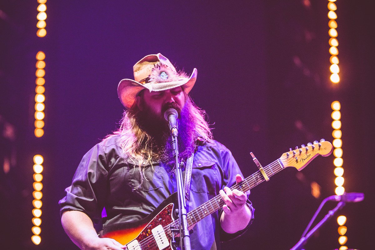C2Cfestival's tweet photo. .@ChrisStapleton in the main arena was a thing of beauty 👌
#C2C2016
📷: @lukedyson https://t.co/2r87w7IT3d