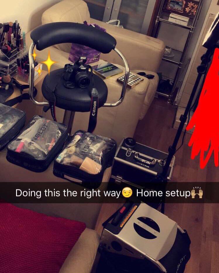 designedbyhenna's tweet photo. Only the best tools for my clients! Home set up, all ready😊. If you didn't know already… https://t.co/OnVjTb4Ym4 https://t.co/jLtMPmQ4As